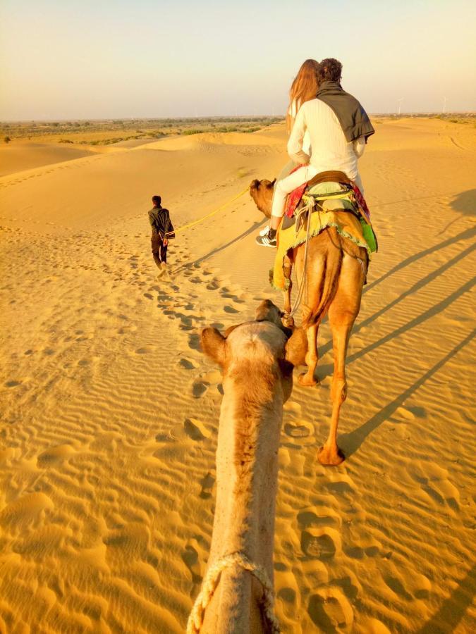 Hotel Desert Bloom Jaisalmer Esterno foto