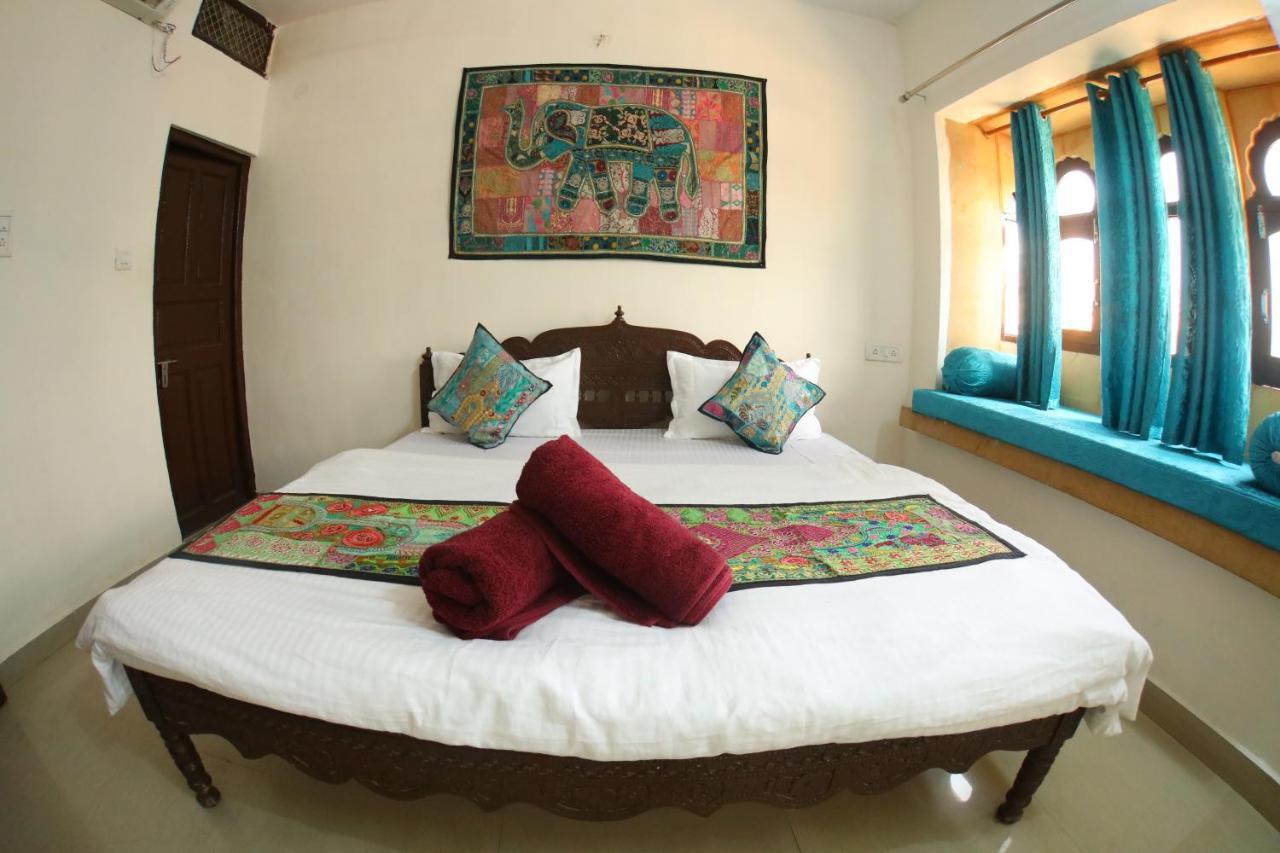 Hotel Desert Bloom Jaisalmer Esterno foto