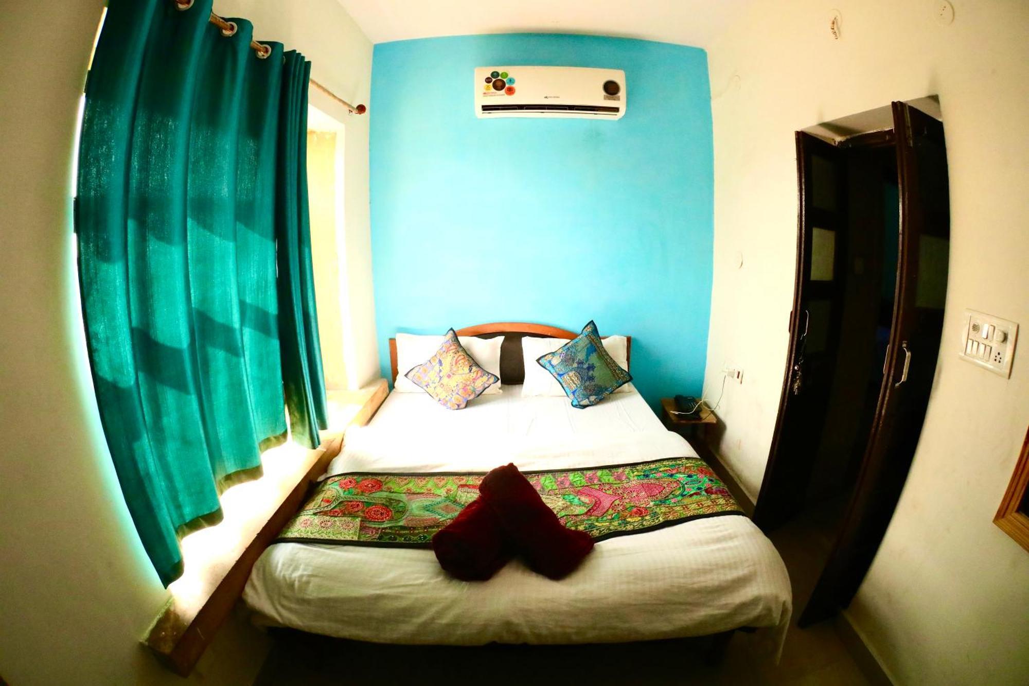 Hotel Desert Bloom Jaisalmer Esterno foto