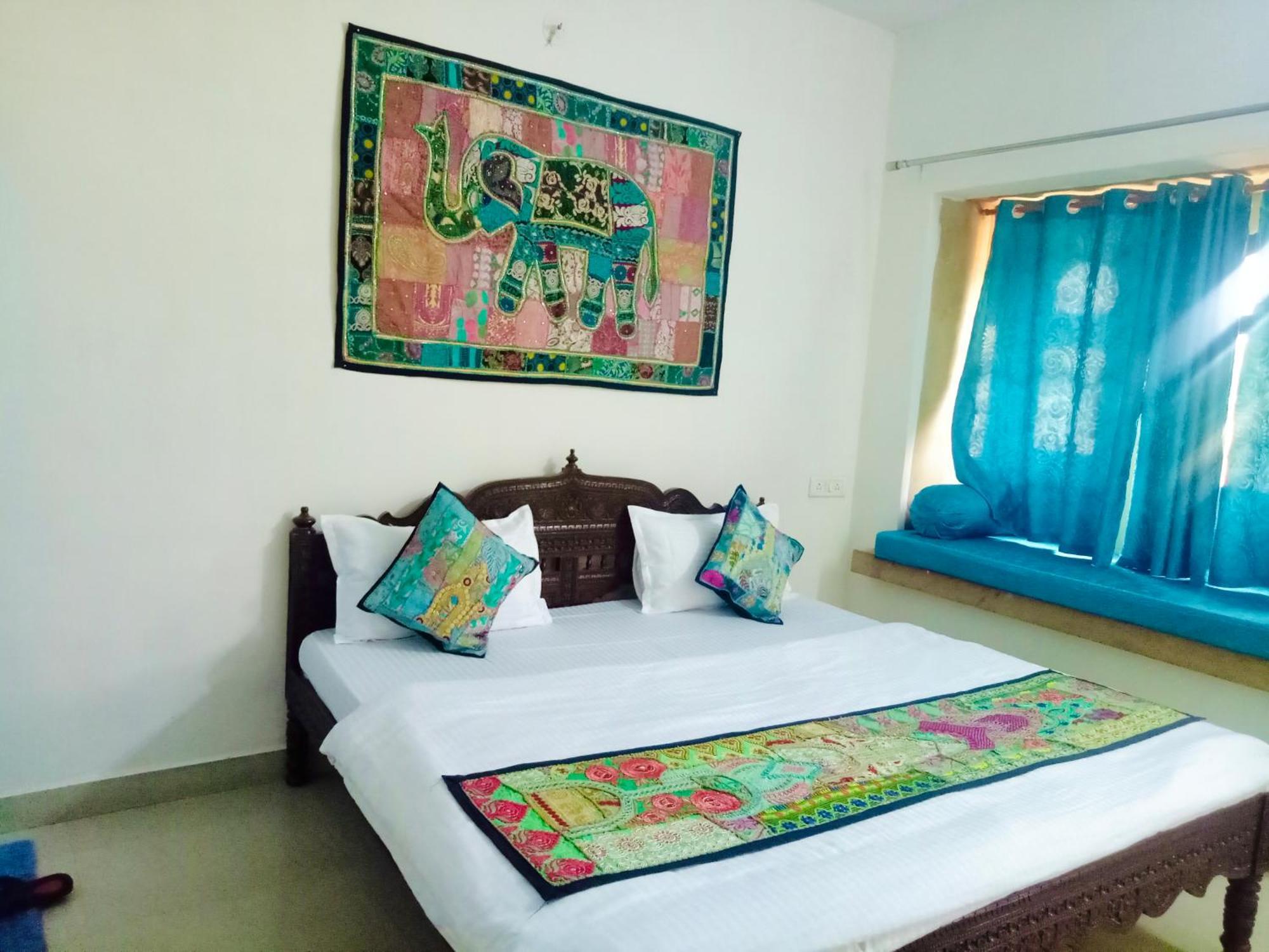 Hotel Desert Bloom Jaisalmer Esterno foto